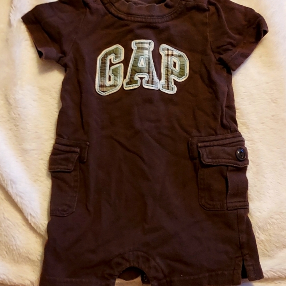 BabyGap onside shorts out fit